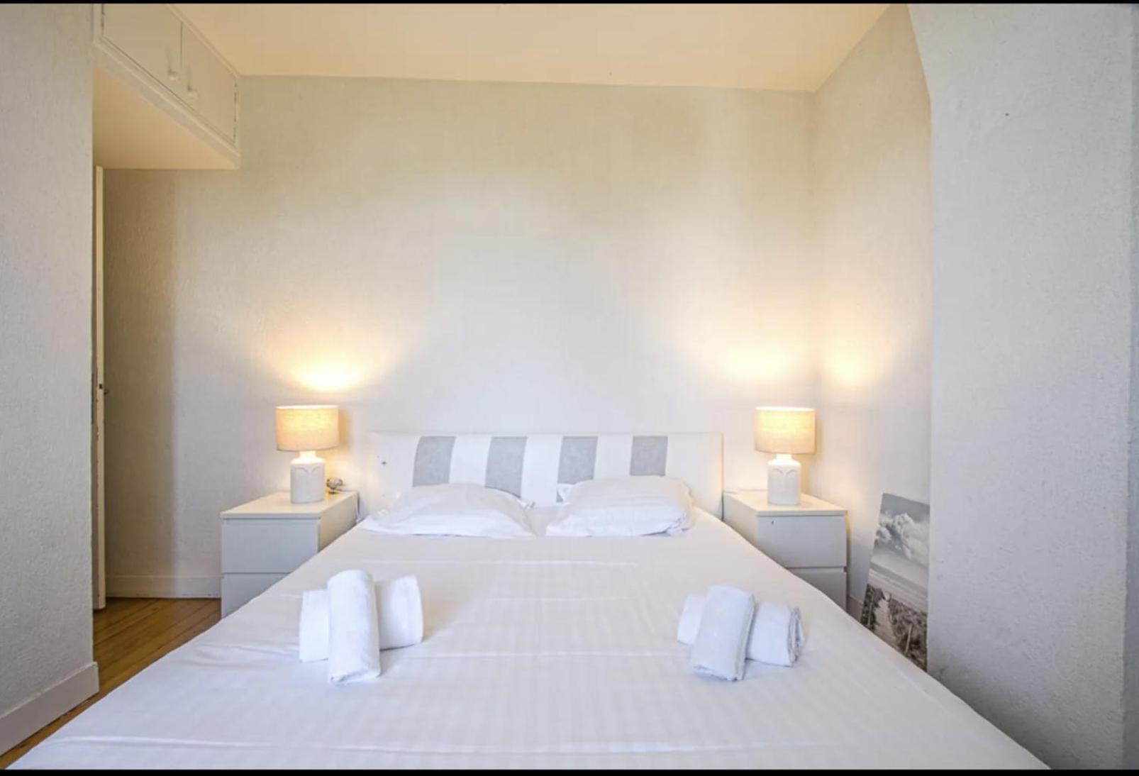 Grand Jardin Centre 800 M Villa *